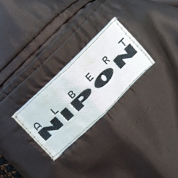 ALBERT NIPPON MEN'S VINTAGE PURE WOOL LUXURY (3) BUTTON TEXTURED BLAZER - Picture 7 of 17